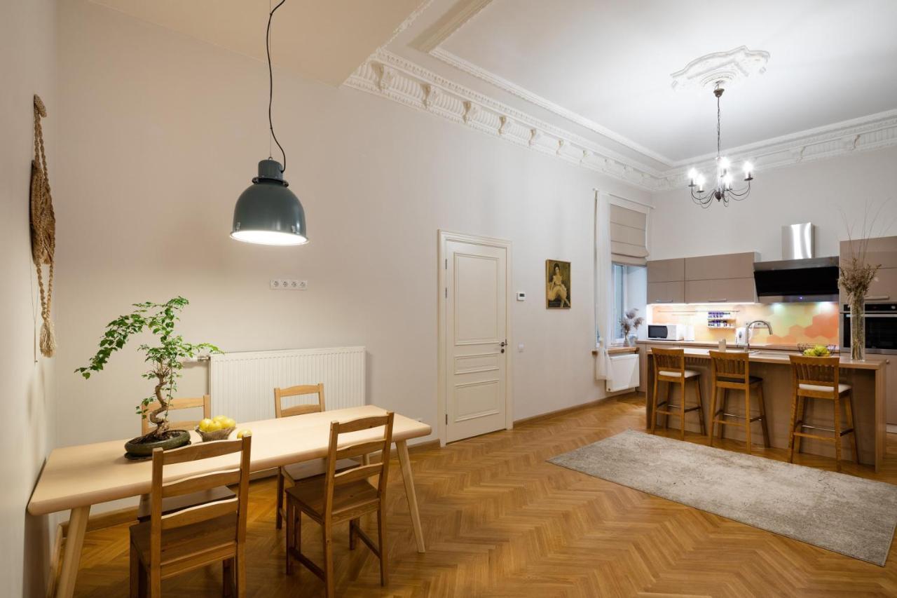 Old Riga Modern And Spacious 2 Bedroom Apartment エクステリア 写真
