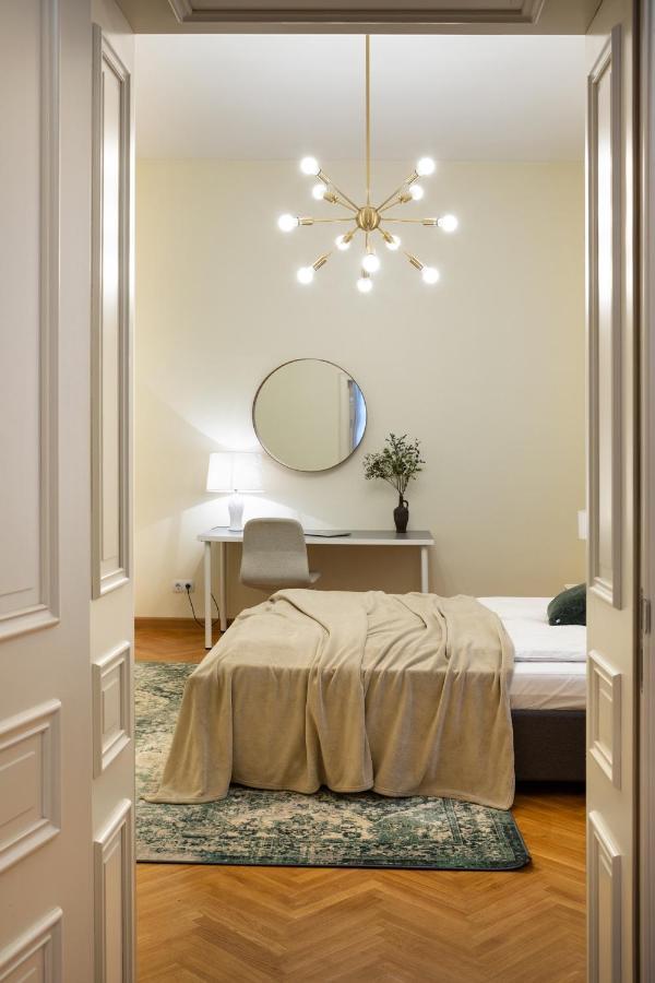 Old Riga Modern And Spacious 2 Bedroom Apartment エクステリア 写真