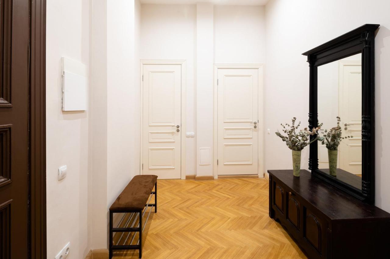 Old Riga Modern And Spacious 2 Bedroom Apartment エクステリア 写真